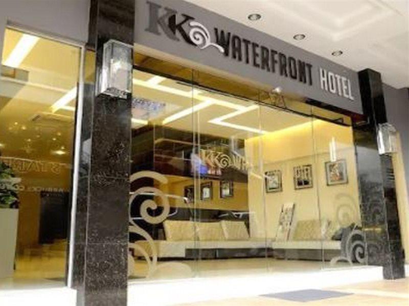 KK Waterfront Hotel Kota Kinabalu Exterior foto
